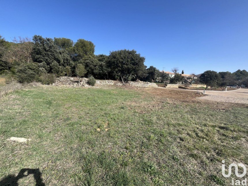 Land of 541 m² in Jouques (13490)