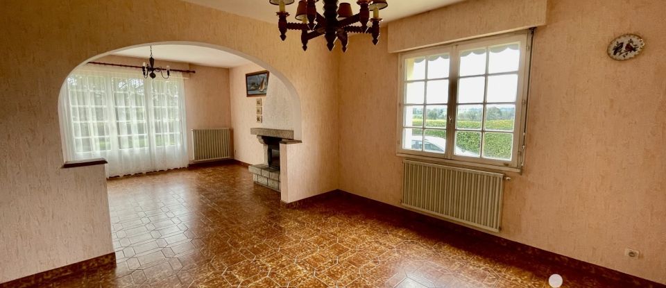Traditional house 5 rooms of 116 m² in Canihuel (22480)