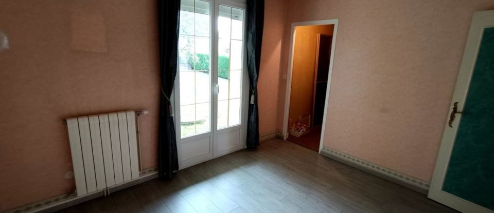 House 6 rooms of 140 m² in Gamaches (80220)