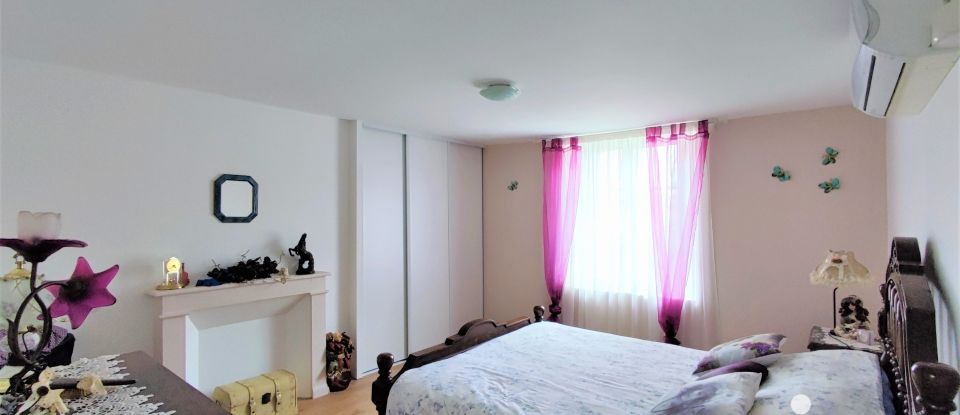House 7 rooms of 180 m² in Rozay-en-Brie (77540)