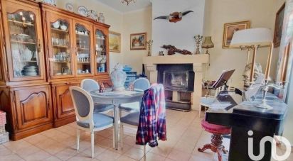 House 8 rooms of 207 m² in Sarlat-la-Canéda (24200)