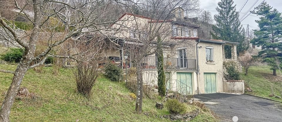 Traditional house 7 rooms of 168 m² in Polignac (43000)
