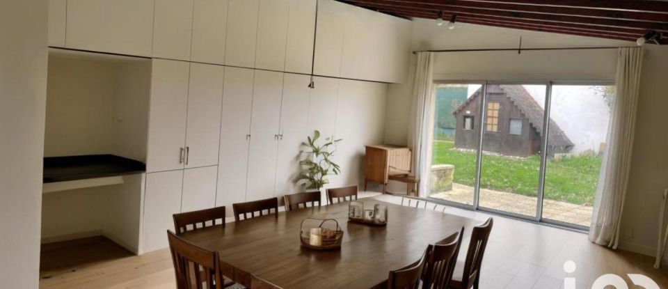 House 6 rooms of 145 m² in Luzarches (95270)