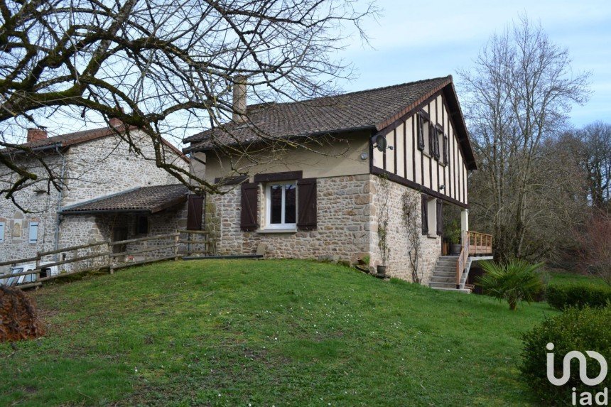 Maison 6 pièces de 142 m² à Châteauponsac (87290)
