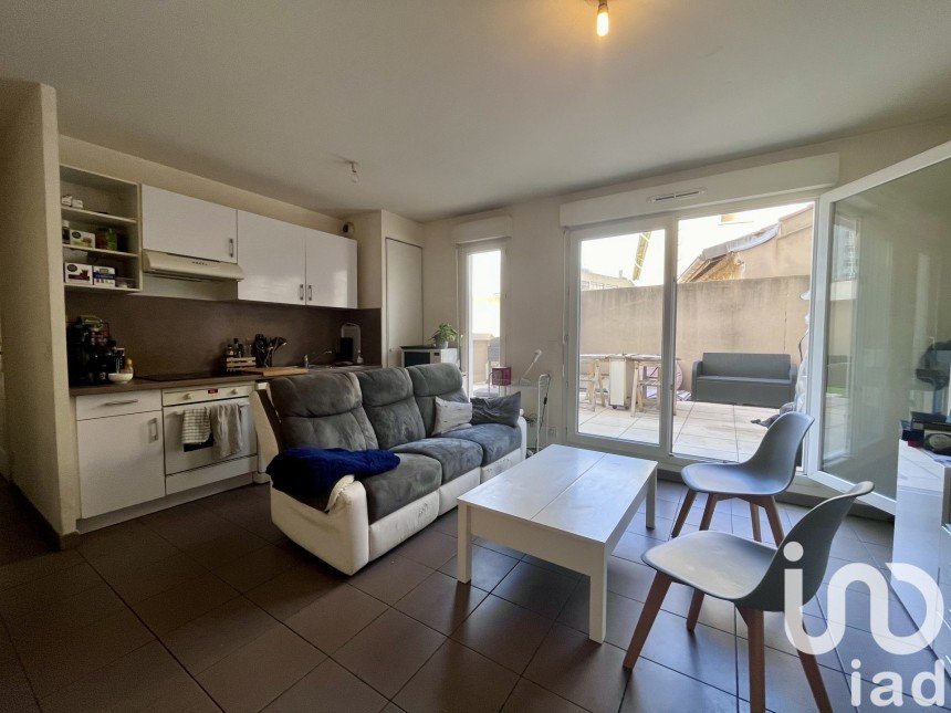 Appartement 2 pièces de 38 m² à Marseille (13005)