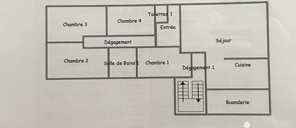 Maison traditionnelle 5 pièces de 157 m² à Salles-d'Aude (11110)