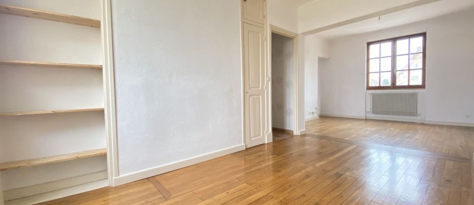 Appartement 5 pièces de 117 m² à Paray-le-Monial (71600)