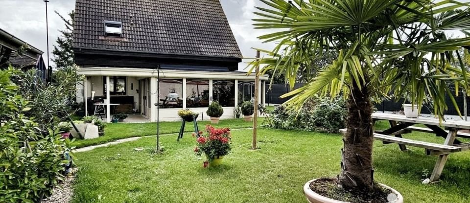 House 5 rooms of 117 m² in Ézy-sur-Eure (27530)