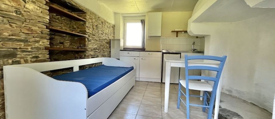 House 7 rooms of 220 m² in Saint-Germain-sur-Ay (50430)