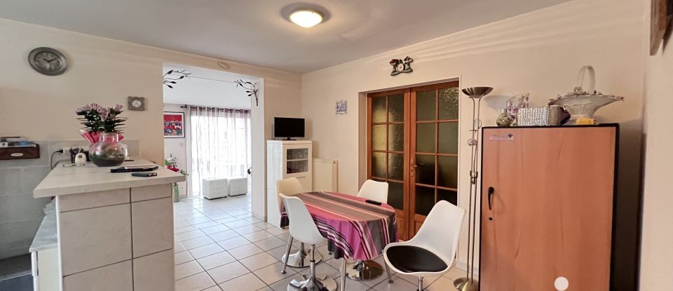 Apartment 4 rooms of 98 m² in - (85340)