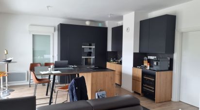 Appartement 4 pièces de 90 m² à Villeneuve-d'Ascq (59493)