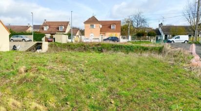Land of 300 m² in Mouroux (77120)