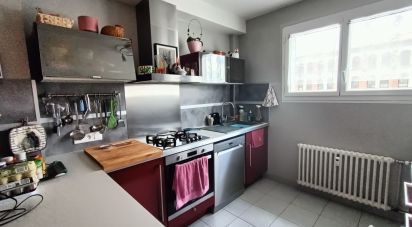 Appartement 3 pièces de 86 m² à Cusset (03300)