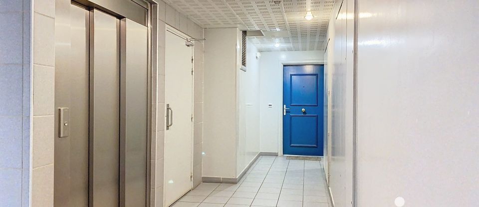 Apartment 1 room of 30 m² in Échirolles (38130)