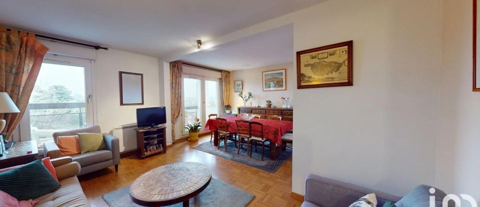 Appartement 4 pièces de 83 m² à Marly-le-Roi (78160)