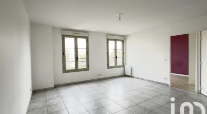 Apartment 2 rooms of 43 m² in Combs-la-Ville (77380)