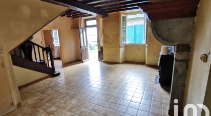 Traditional house 5 rooms of 127 m² in Herrère (64680)
