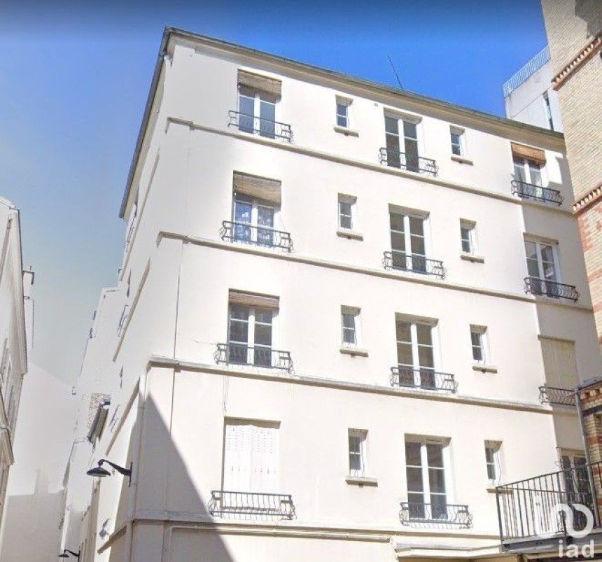 Appartement 2 pièces de 65 m² à Paris (75017)