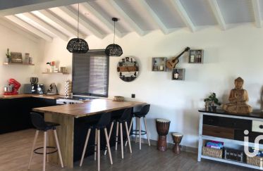 House 4 rooms of 109 m² in Le Moule (97160)