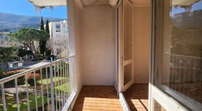 Apartment 3 rooms of 66 m² in Carros (06510)