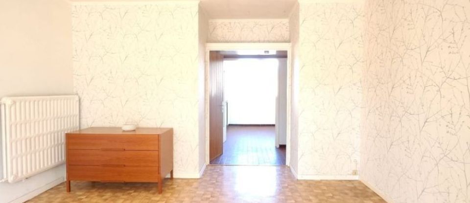Appartement 3 pièces de 66 m² à Carros (06510)