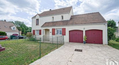 House 6 rooms of 118 m² in Croissy-Beaubourg (77183)