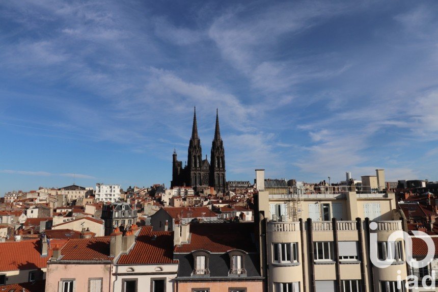 Duplex 5 rooms of 110 m² in Clermont-Ferrand (63000)