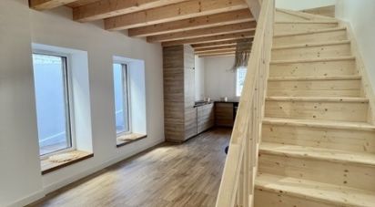 Maison 3 pièces de 100 m² à Bordeaux (33300)