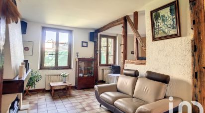 Traditional house 6 rooms of 130 m² in Chevry-Cossigny (77173)