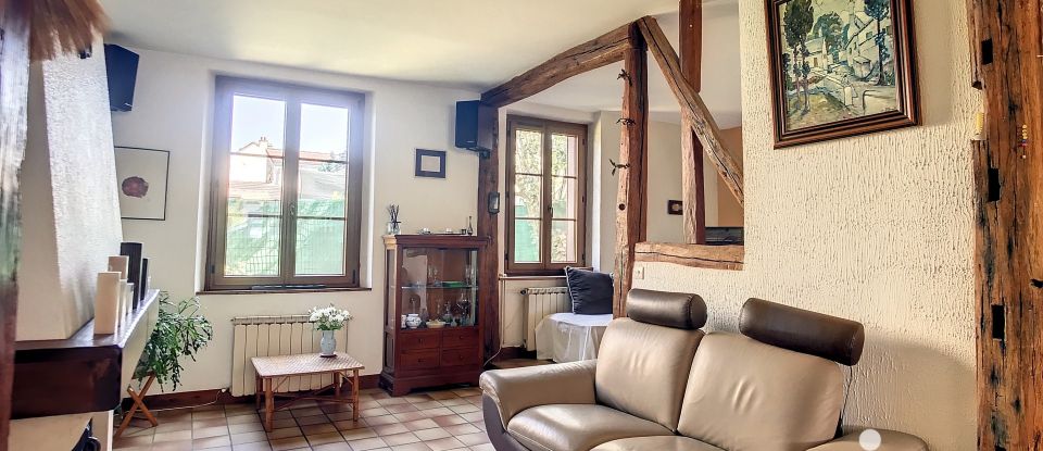 Maison traditionnelle 6 pièces de 130 m² à Chevry-Cossigny (77173)