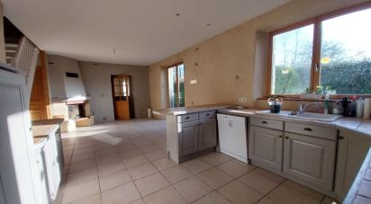 House 7 rooms of 185 m² in Le Châtellier (35133)