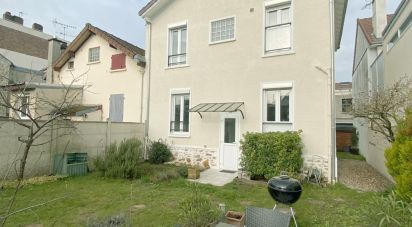 Maison traditionnelle 6 pièces de 130 m² à Saint-Maur-des-Fossés (94210)