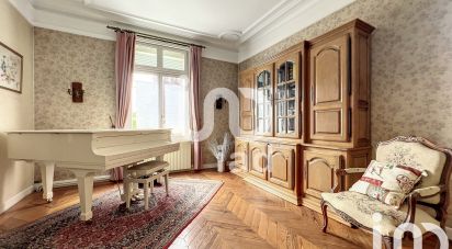 Traditional house 12 rooms of 281 m² in Estrée-Cauchy (62690)