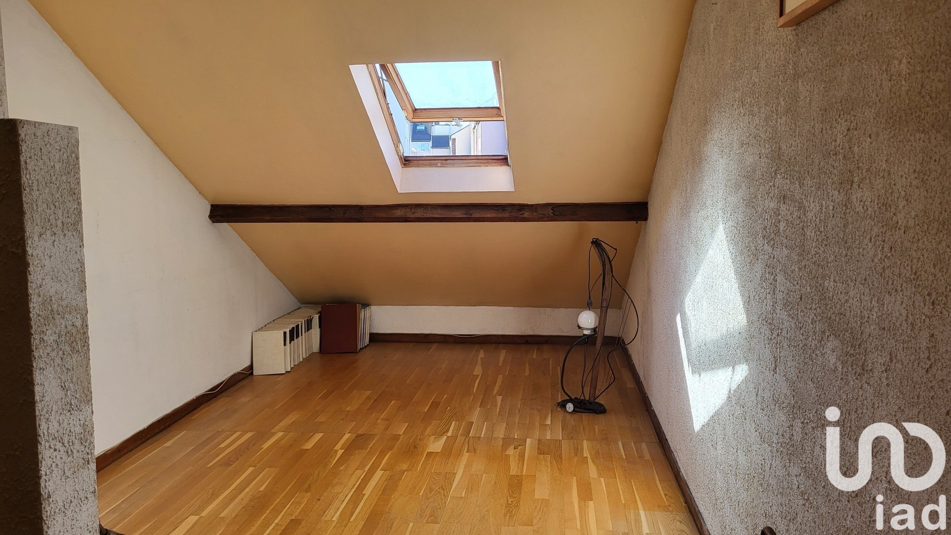 Maison a vendre  - 7 pièce(s) - 142 m2 - Surfyn