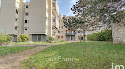 Appartement 6 pièces de 99 m² à Mantes-la-Jolie (78200)