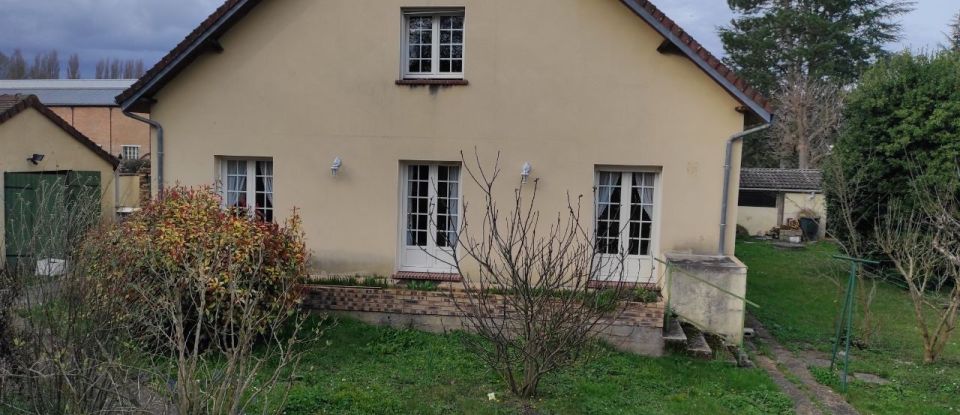 House 6 rooms of 198 m² in Sens (89100)