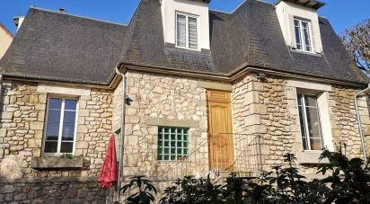 House 5 rooms of 127 m² in Senlis (60300)