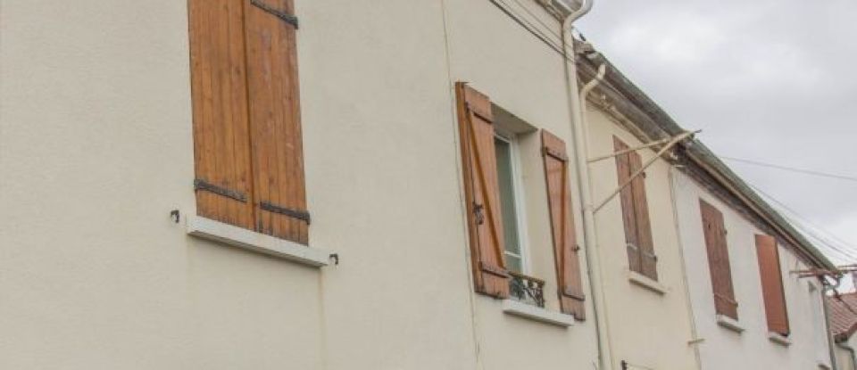 Maison 5 pièces de 106 m² à Montceaux-lès-Meaux (77470)