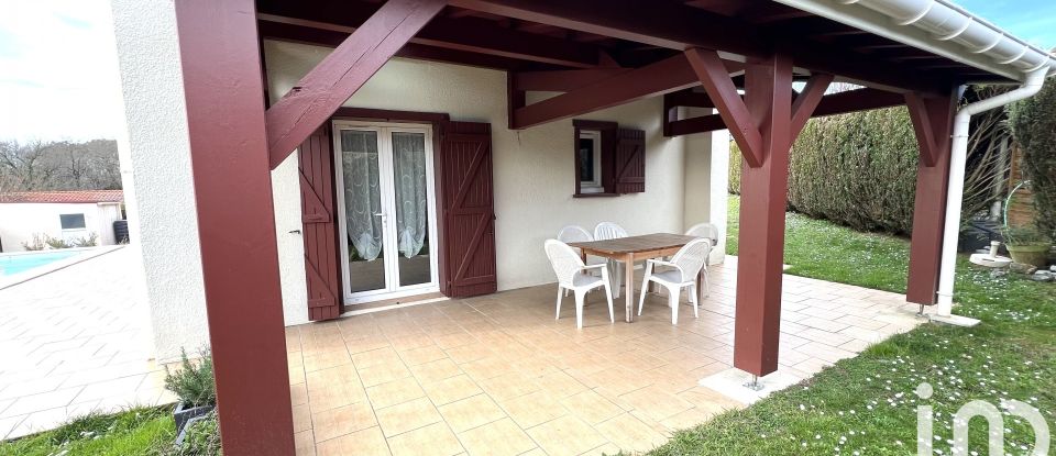 Traditional house 6 rooms of 145 m² in Tarnos (40220)