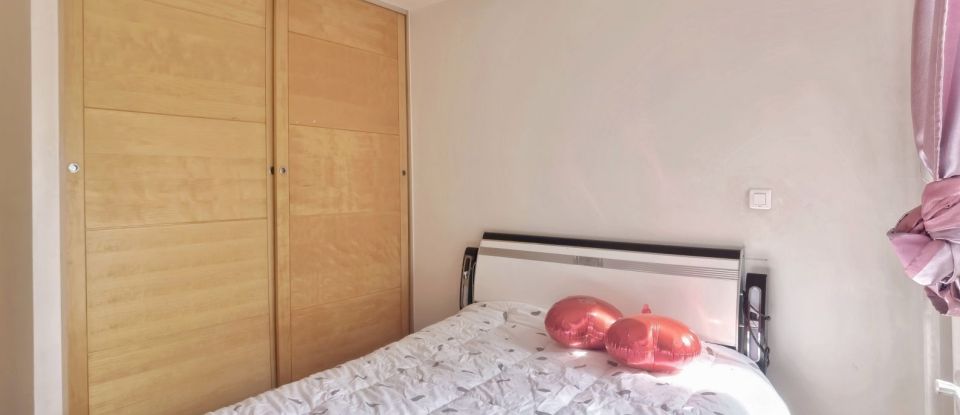 Apartment 4 rooms of 74 m² in Aubervilliers (93300)