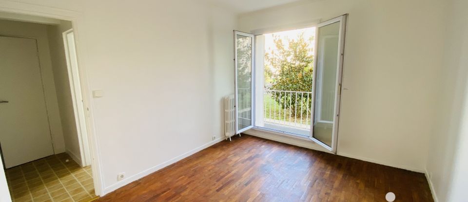 Apartment 3 rooms of 56 m² in Montrouge (92120)