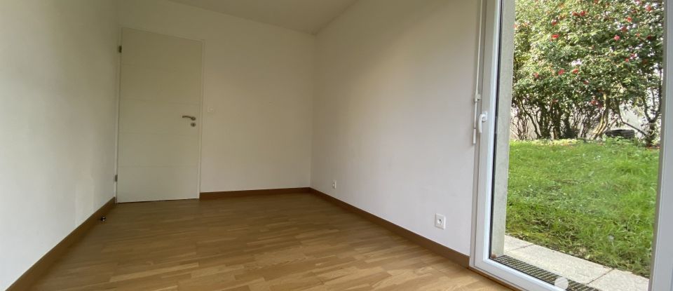 Apartment 3 rooms of 65 m² in Nantes (44000)