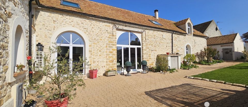 House 7 rooms of 300 m² in Champagne-sur-Seine (77430)