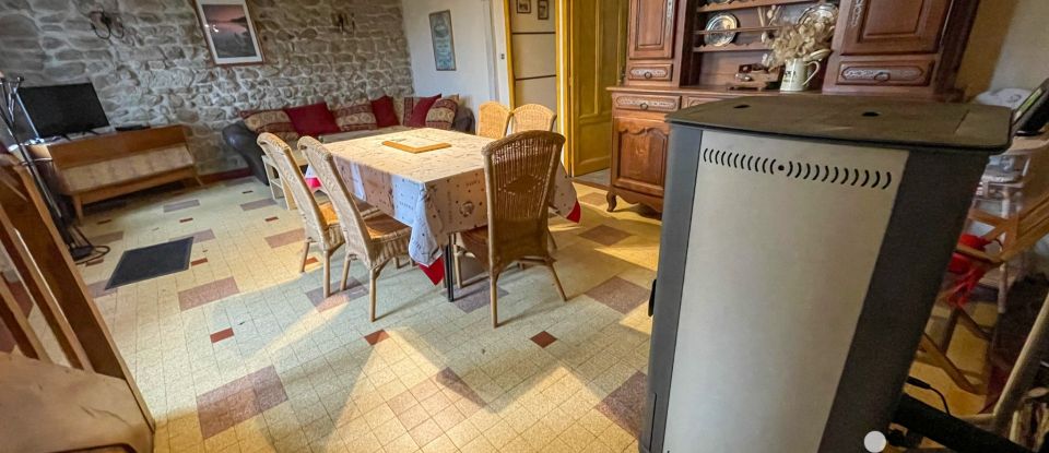 Traditional house 6 rooms of 83 m² in Moux-en-Morvan (58230)