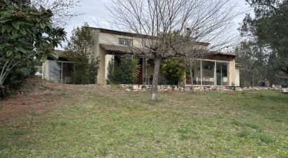 House 5 rooms of 116 m² in Caumont-sur-Durance (84510)