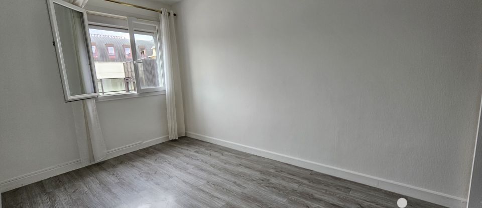 Appartement 3 pièces de 71 m² à Évreux (27000)