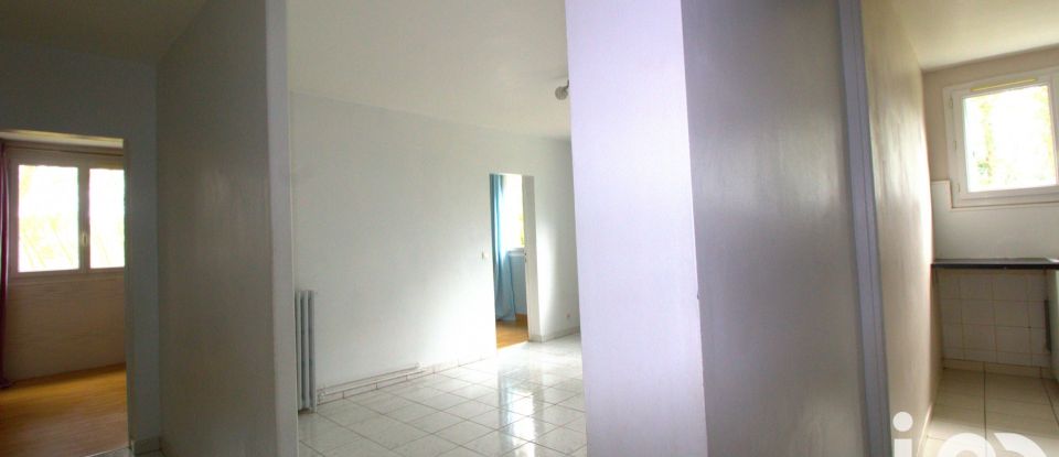 Appartement 3 pièces de 55 m² à Étampes (91150)