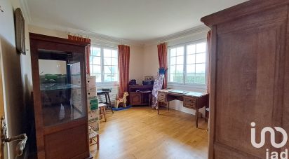 Traditional house 4 rooms of 145 m² in Portbail (50580)