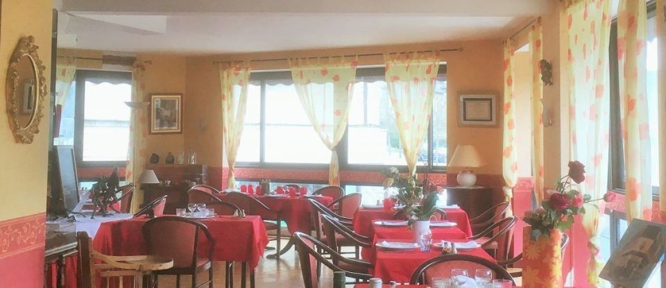 Hotel-restaurant of 880 m² in Eymoutiers (87120)