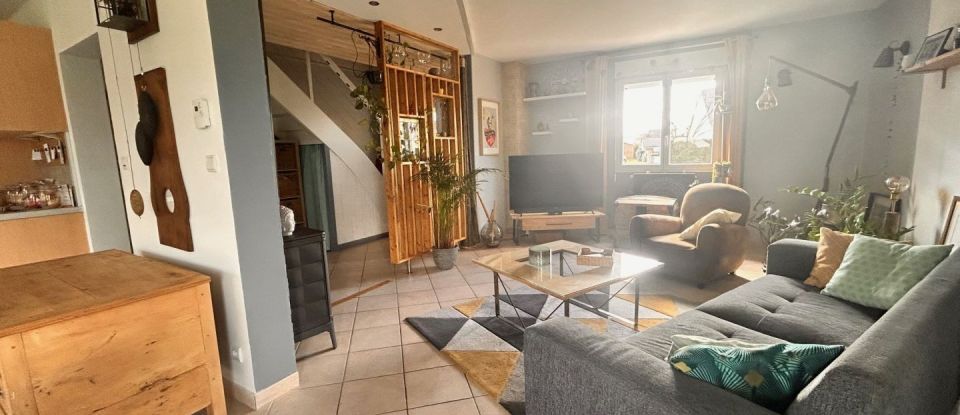 Maison 7 pièces de 130 m² à Le Plessis-Grammoire (49124)